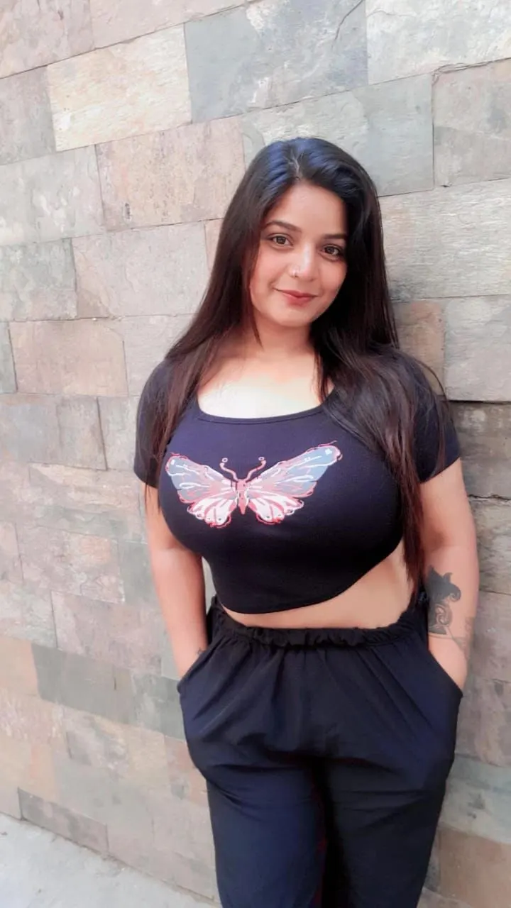 Gurugram Housewife Escorts